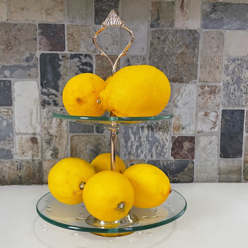 Two level fruit plate